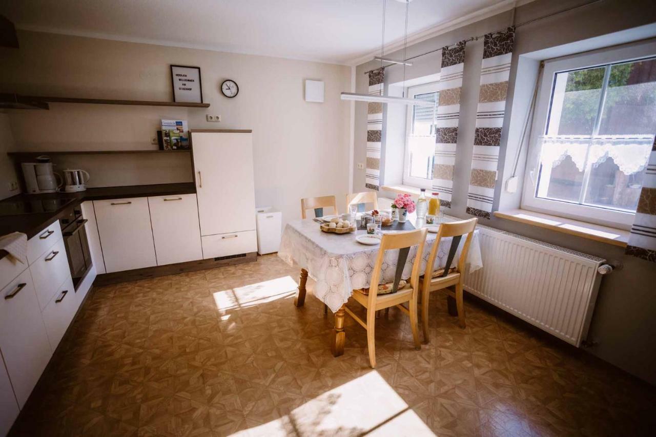 Haundorf Stixenhof - Ferienwohnung Heidi Nehmeier מראה חיצוני תמונה